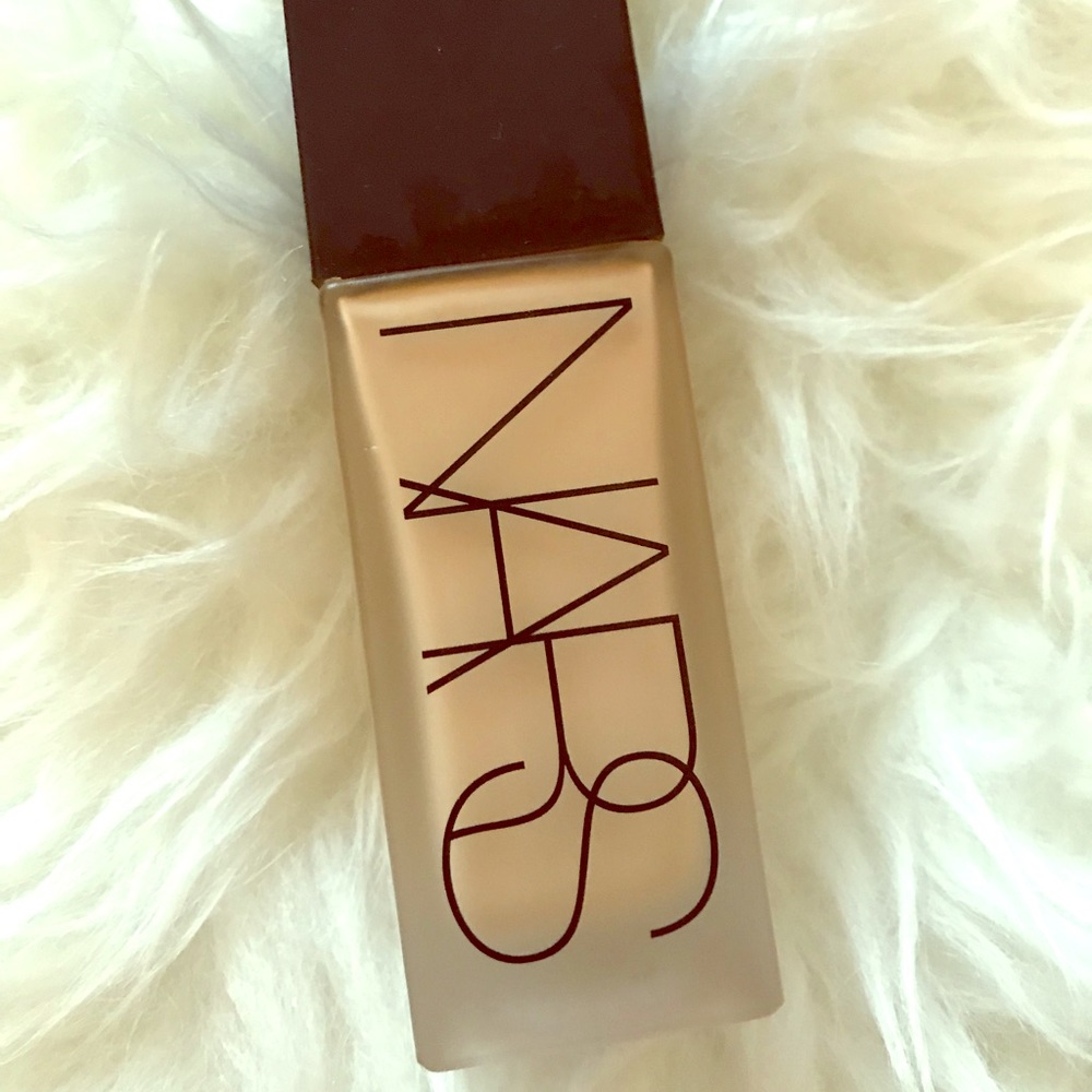 NARS All Day Luminous Weightless Foundation 6